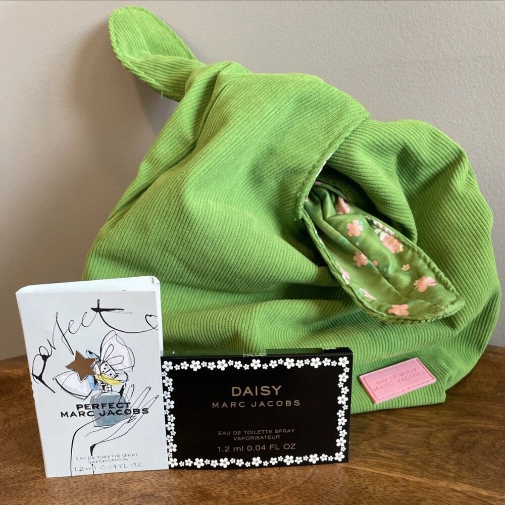 Marc Jacobs Daisy Wild Green Corduroy Floral Tie Top Japanese Style Pouch 2 EDP